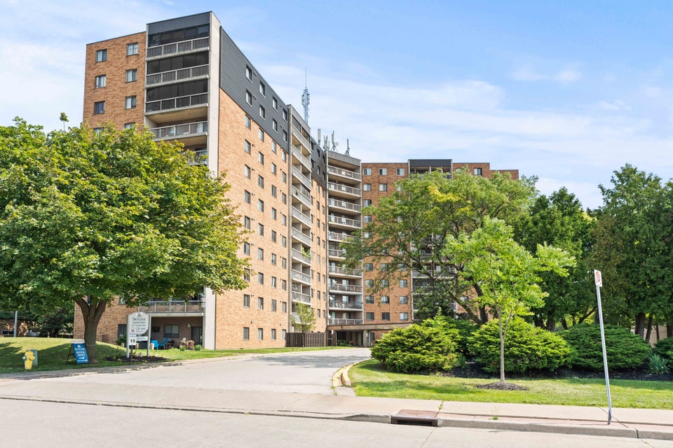 Lauzon Tower Apartments - 2 Bedroom, 1 Bath Apartment for Rent - 2