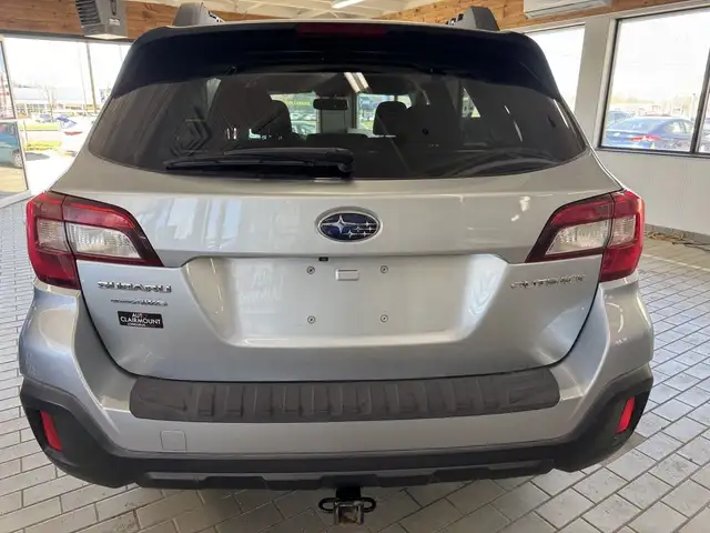 2018 Subaru Outback 2.5i Touring in Cars & Trucks in Longueuil / South Shore - Image 6