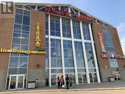 "Pacific Mall" is North America's Largest Famous Chinese Indoor Mall Tourist Destination Open 365 Da...