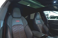 Audi RS 7 SB quattro Performance 2025: - Extérieur gris NARDO avec intérieur en cuir haut de gamme n... (image 2)