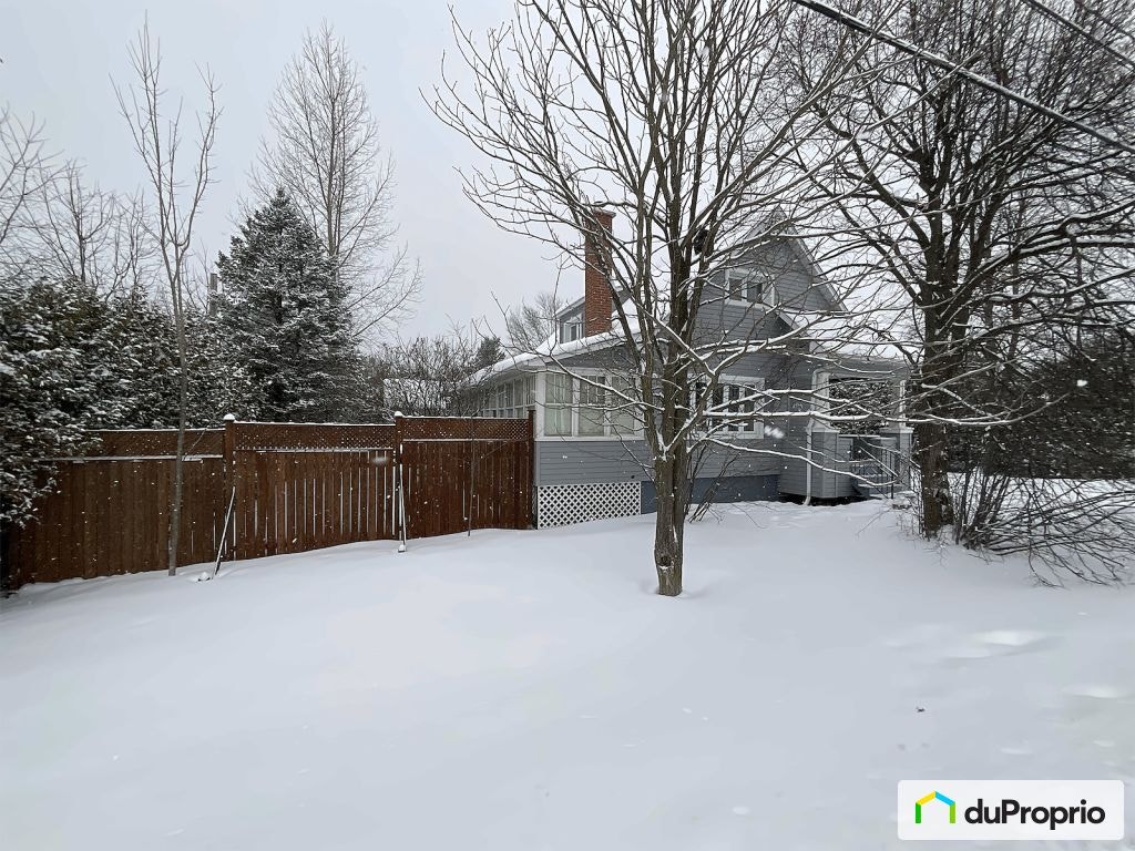 $429,900 - 1 1/2 Storey for sale in Sherbrooke (Deauville) — photo 3