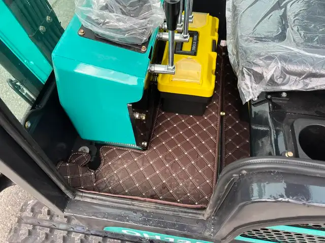 2024 agt Industrial Green QH13R Mini Excavator 420CC Gas Engine  in Heavy Equipment in Richmond - Image 29