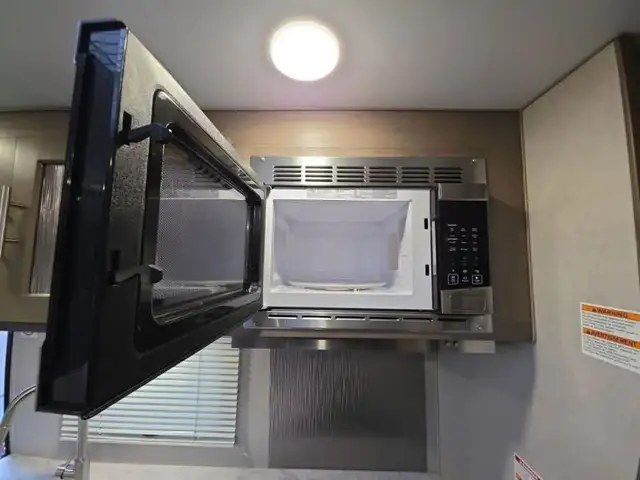 2024 Adventurer LP Class C Adventurer 24DS in RVs & Motorhomes in Kelowna - Image 24