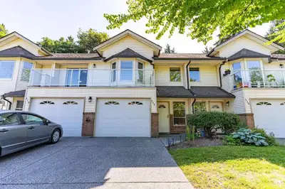 To schedule a showing please use the link here: https://events.leasey.ai/events/leasey/929 Charming...