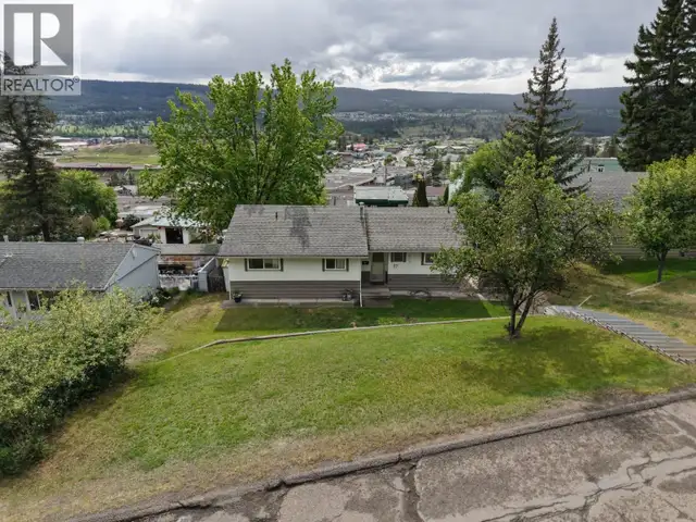 37 WINDMILL CRESCENT Williams Lake, British Columbia in Houses for Sale in Williams Lake - Image 9