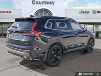 One Owner | Clean Carfax! Experience seamless integration of advanced technology and rugged capabili... (image 5)