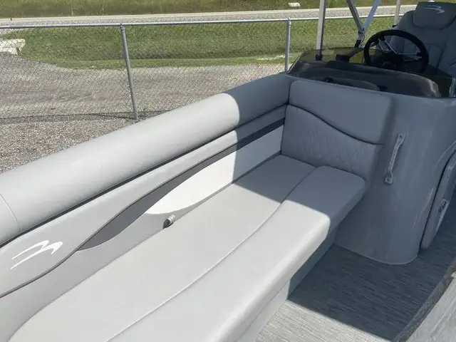 2023 Bennington Marine 20 SVSR in Powerboats & Motorboats in Guelph - Image 19