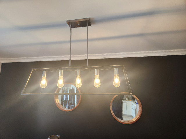 5 Light Dining Room/Kitchen Chandelier in Indoor Lighting & Fans in Oshawa / Durham Region