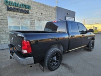 2017 RAM 1500 ST CREWCAB 4X4 NO ACCIDENTS, NO CLAIMS, ONE OWNER TRUCK! QualiTee Motors offers the hi... (image 3)