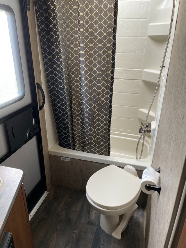 2019 OUTDOORS RV TIMBER RIDGE 27BH - ON CONSIGNMENT NO TAX in Travel Trailers & Campers in Regina - Image 15