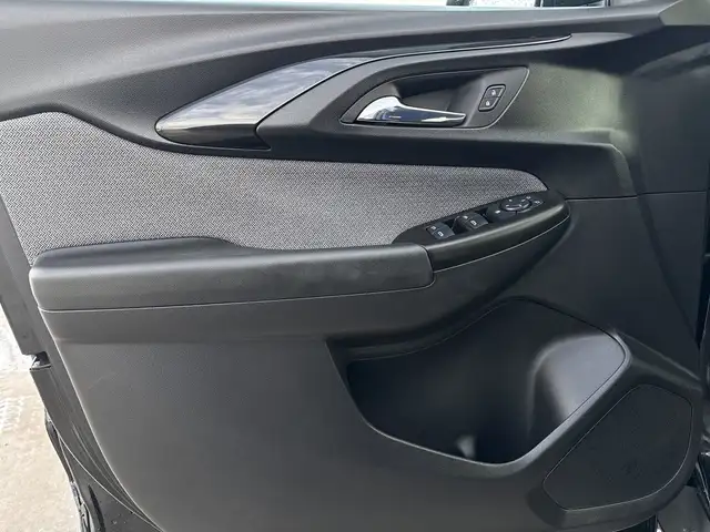 2023 Chevrolet Trailblazer LT in Cars & Trucks in Edmonton - Image 15