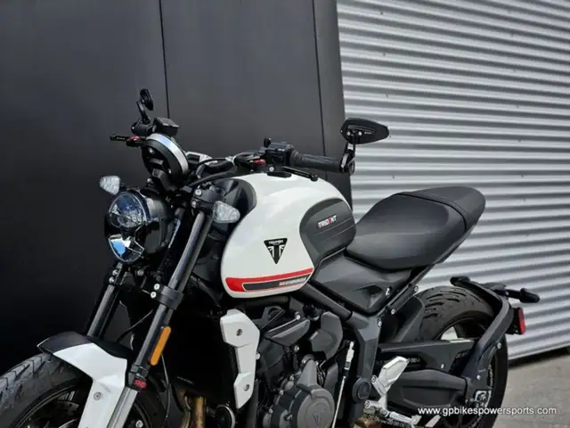 2022 Triumph Trident 660 Crystal White in Street, Cruisers & Choppers in Oshawa / Durham Region - Image 13