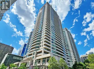 This Luxury condo apartment located at the Vibrant heart Of North York(Yonge&Sheppard)withperfect bl...