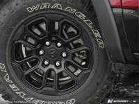 Welcome to 400 Chrysler Dodge Jeep Ram. 5.7L HEMI V-8 engine - 4x4 drive system - Advanced infotainm... (image 8)