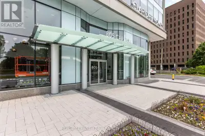 809 - 805 CARLING AVENUE Ottawa, Ontario