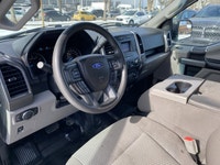 **WE WILL BEAT ANY DEALER IN THE CITY** Shadow Black 2018 Ford F-150 XLT 4WD 6-Speed Automatic Elect... (image 5)