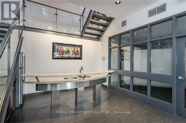2 Story Loft Space Available in the Film District in Commercial & Office Space for Rent in City of Toronto - Image 3