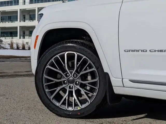 2026 Jeep Grand Cherokee L Summit * - Pano Sunroof - Palermo in Cars & Trucks in Calgary - Image 12