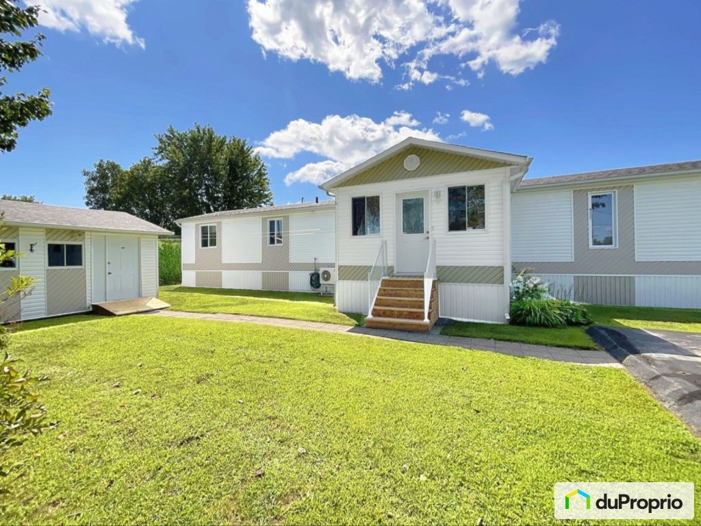 $274,900 - Mobile home for sale in Granby — photo 3