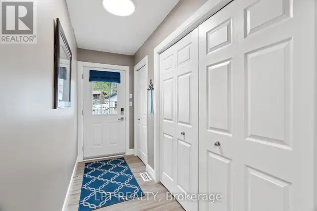 7652 RIVERSIDE DRIVE Lambton Shores (Port Franks), Ontario in Houses for Sale in Grand Bend - Image 13