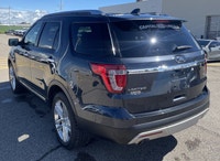 This Ford Explorer Limited is the best selling SUV in its class. Equipped with a 4WD Regular Unleade... (image 2)