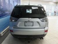 MITSUBISHI OUTLANDER 2008 LS V-6 3.0 LITRES AWD 7 PASSAGERS AVEC SEULEMENT 197 100 KM CERTIFIÉ (RAPP... (image 3)