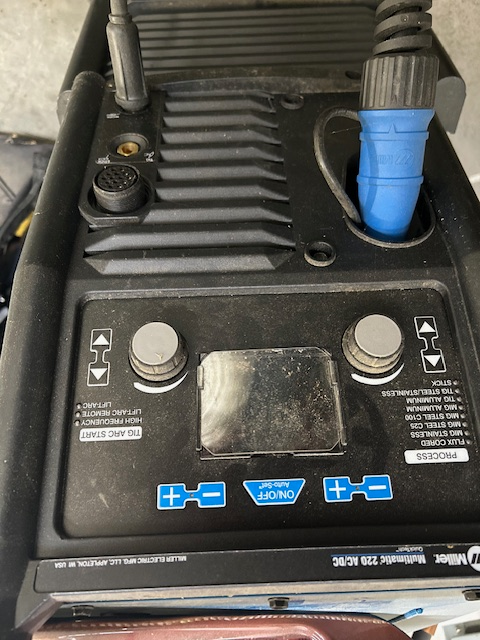 TIG / MIG welder for sale in Power Tools in Parksville / Qualicum Beach - Image 5