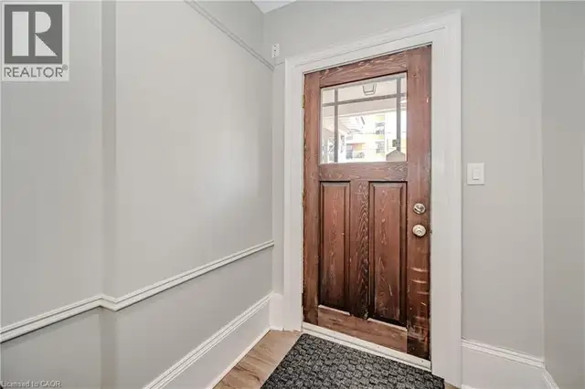 492 LOCUST Street Unit# 1 Burlington, Ontario in Commercial & Office Space for Rent in Oakville / Halton Region - Image 7