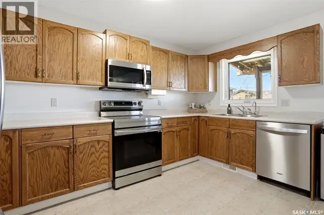 327 Coteau STREET Milestone, Saskatchewan in Houses for Sale in Regina - Image 10