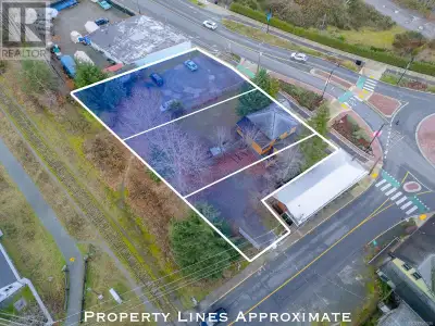 Prime Development Opportunity in Chemainus, Vancouver Island BC! This 3-lot land assembly located in...