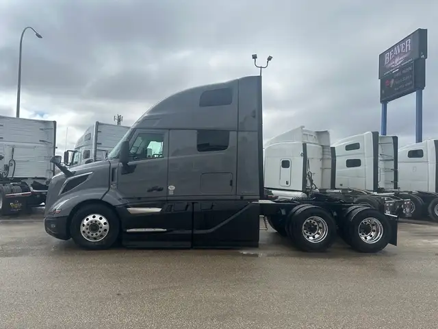 2026 Volvo VNL64T660 New Volvo 660, Ready to work! in Heavy Trucks in Winnipeg - Image 3