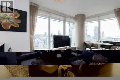 Experience luxurious living in the heart of Downtown Vancouver with this stunning 2 bedroom, 2 bathr...