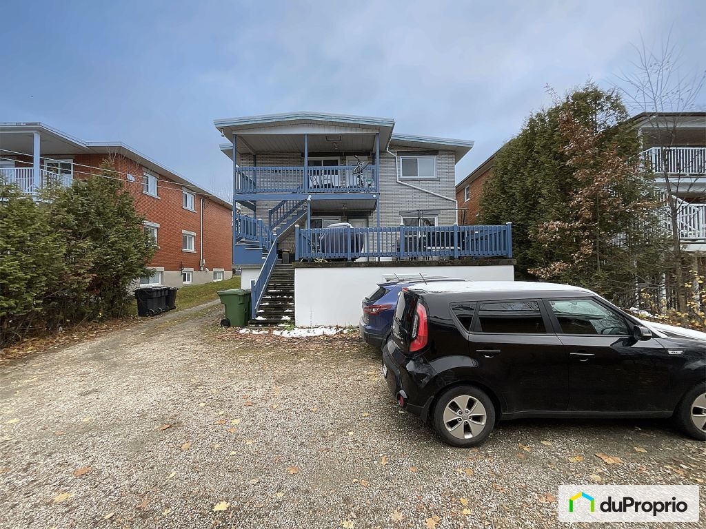 $599,999 - Triplex for sale in Sherbrooke (Mont-Bellevue) — photo 3