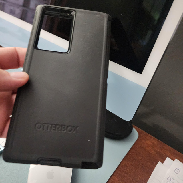 Samsung s22 ultra otter box in Cell Phone Accessories in Ottawa