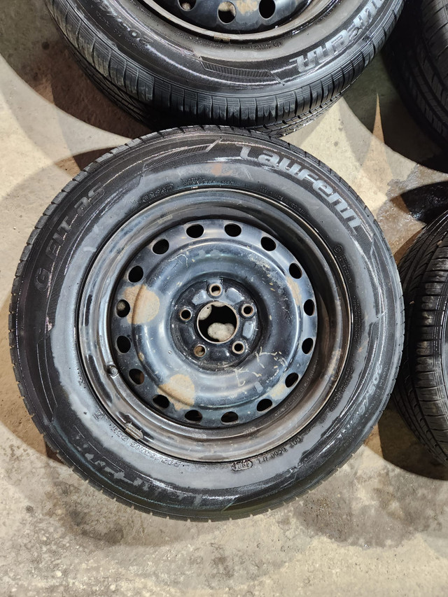 205 65 16 - LIKE NEW - HYUNDAI 5x114.3 ETC - RIMS AND TIRES in Tires & Rims in Kitchener / Waterloo - Image 3