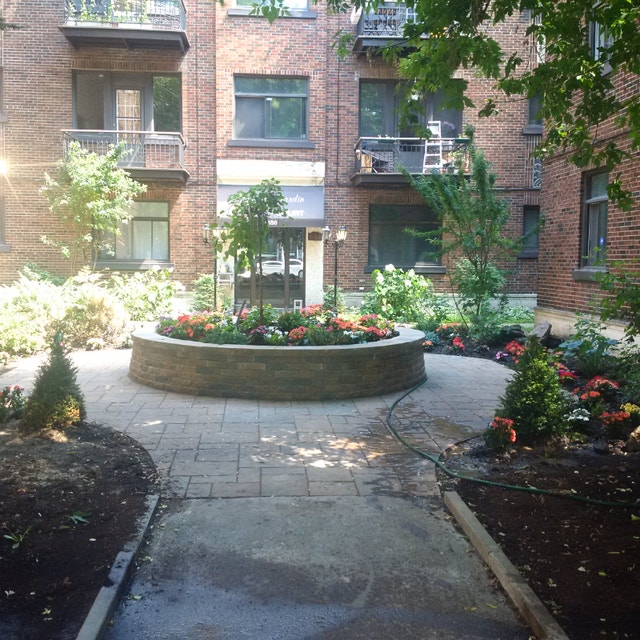 Large 4 1/2 Apartment with balcony Notre Dame de Grace Locations longue durée Ville de