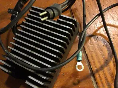 NOS 1991 Harley-Davidson Sportster XL883 XL1200 Regulator $65CAD New Old Stock Regulator Free Convec...