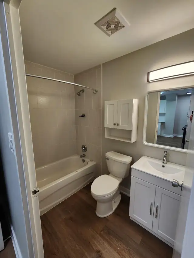 PENETANGUISHENE: Lincoln Court - 1 & 2 BDRM Suites ALL INCLUSIVE62863761682049123