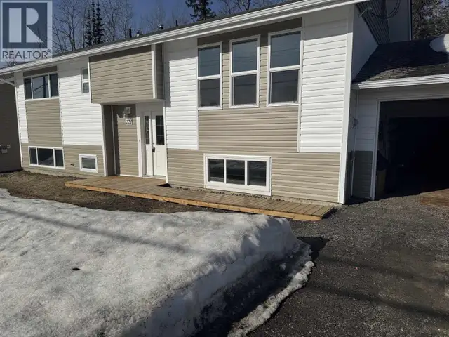 221 CRYSDALE DRIVE Mackenzie, British Columbia in Houses for Sale in Smithers - Image 2
