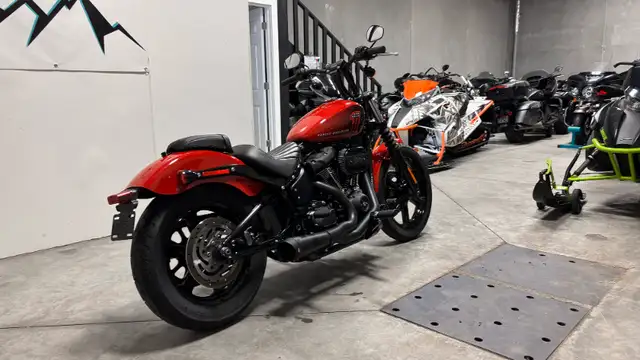 2023 Harley Davidson Street Bob 114 in Touring in Edmonton - Image 7