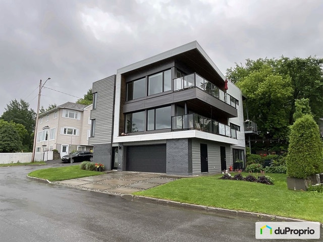 $1,500,000 - Duplex for sale in Levis — photo 1