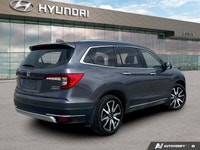 The advertised vehicle price is based on a promotional finance offer. Customers who purchase the veh... (image 4)