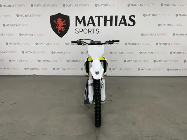 2025 HUSQVARNA FC250 in Dirt Bikes & Motocross in Longueuil / South Shore - Image 4