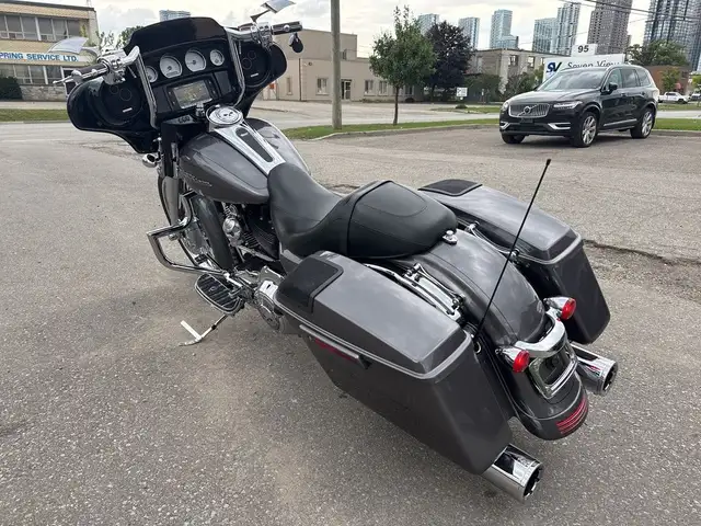 2014 Harley-Davidson Street Glide Special ~ 23\" WHEEL ~ SPEAKER in Sport Touring in City of Toronto - Image 7