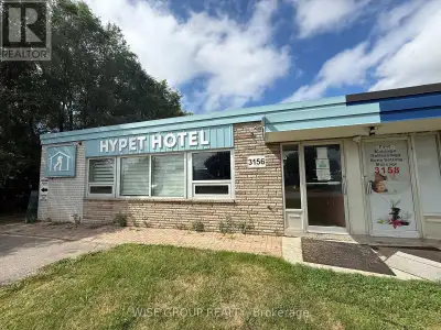Perfect blend of office and warehouse space for your business. Excellent location with street exposu...