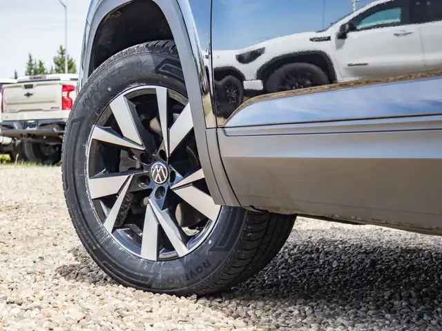 2020 Volkswagen Atlas Cross Sport Comfortline 2.0 Tsi in Cars & Trucks in Edmonton - Image 12