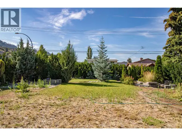 105 Lee Avenue Penticton, British Columbia in Land for Sale in Penticton - Image 6