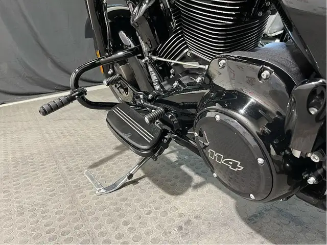 2021 Harley-Davidson Street Glide Special CANADIAN HARLEY/STAGE  in Sport Touring in North Bay - Image 20