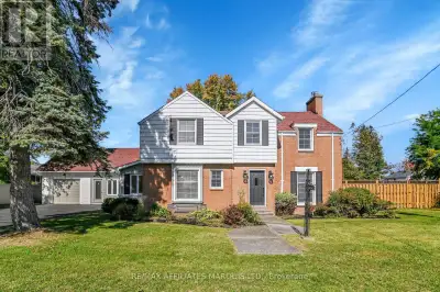 This newly renovated 2-storey home sits on a rare spacious double lot, offering exceptional outdoor...