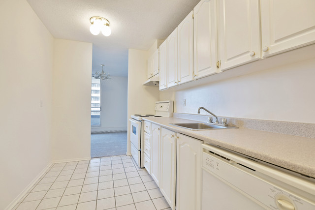 Castleview - Two Bedroom Suites for Rent in Riverview Park in Long Term Rentals in Ottawa - Image 4